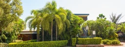 Dampier Primary School logo
